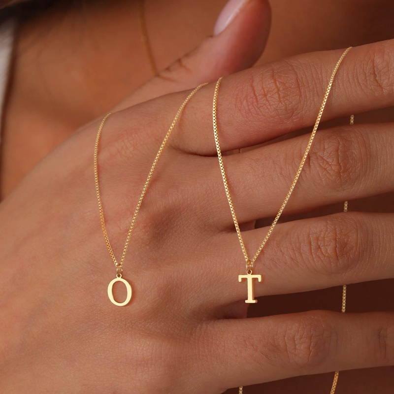 Z Vintage Fashion - สร้อยคอตัวอักษร A-Z สีทอง สร้อยคอแฟชั่นน่ารักสำหรับผู้หญิง เครื่องประดับวินเทจสำหรับใส่ในชีวิตประจำวันและงานปาร์ตี้ ของขวัญใหม่