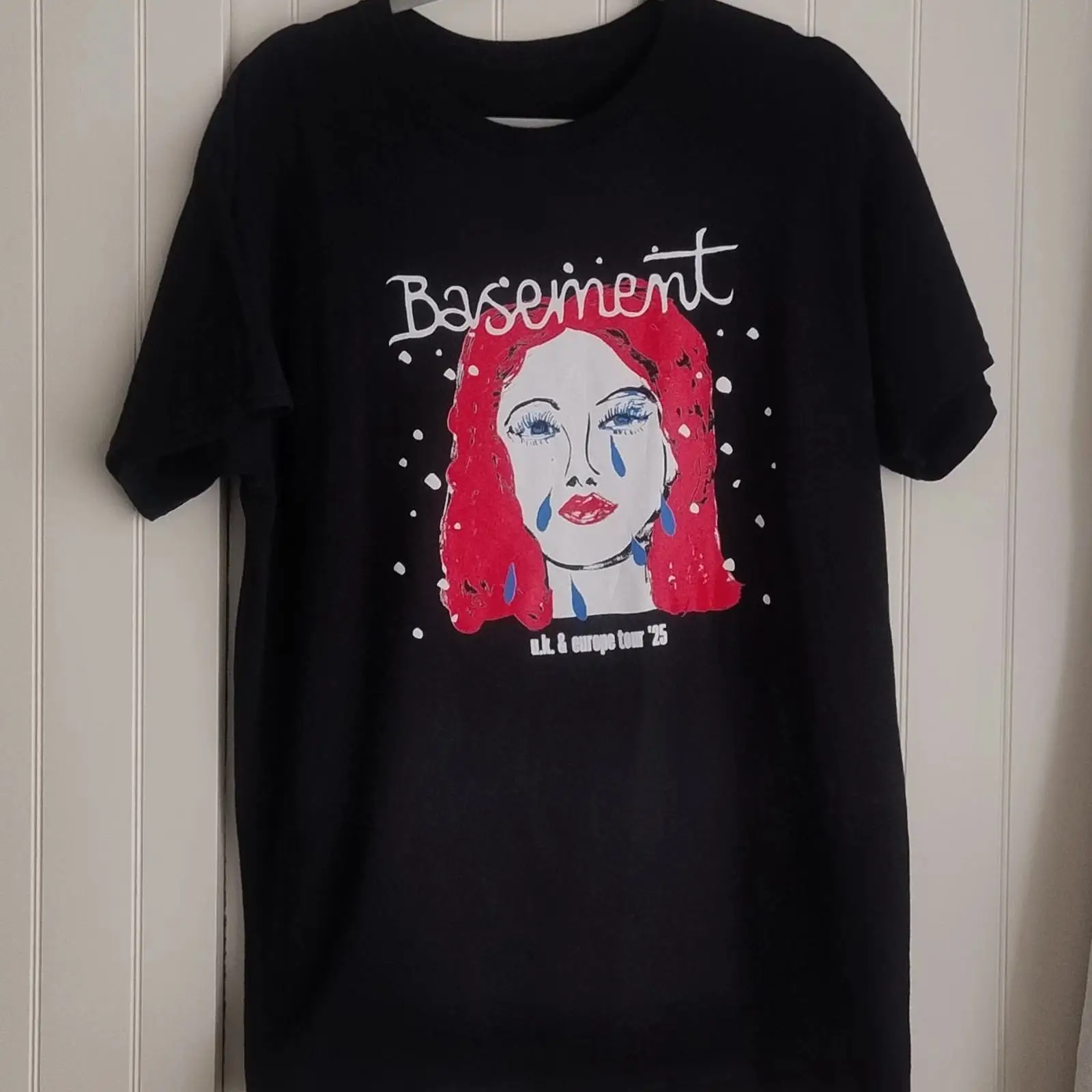เสื้อยืดทัวร์ยุโรปของเบสเมนท์  - Vintage Fashion Uk บทวิจารณ์และราคา