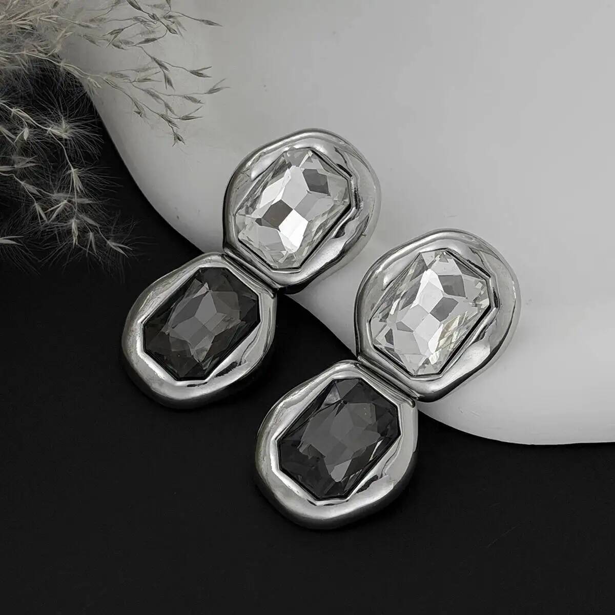 IngeSight.Z ต่างหูห้อยประดับคร - Z Vintage Fashion บทวิจารณ์และราคา