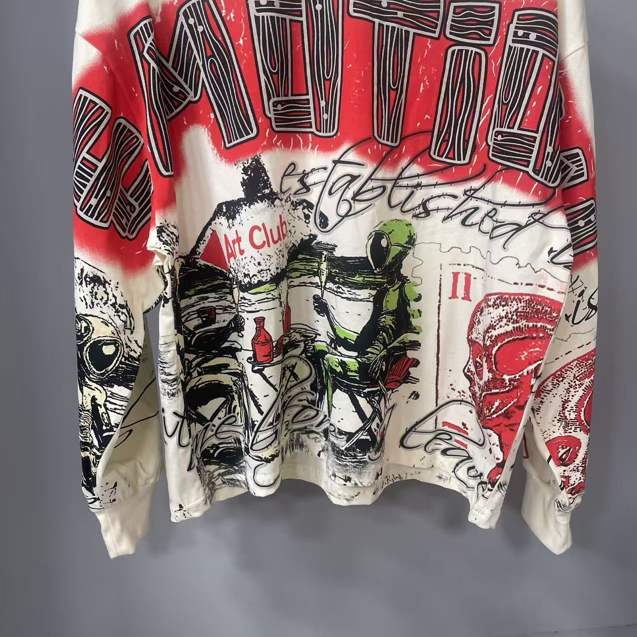เสื้อยืดแขนยาวดีไซน์เนอร์คุณภา - Vintage Fashion Designers บทวิจารณ์และราคา